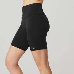 Alo Yoga Biker Shorts 7”